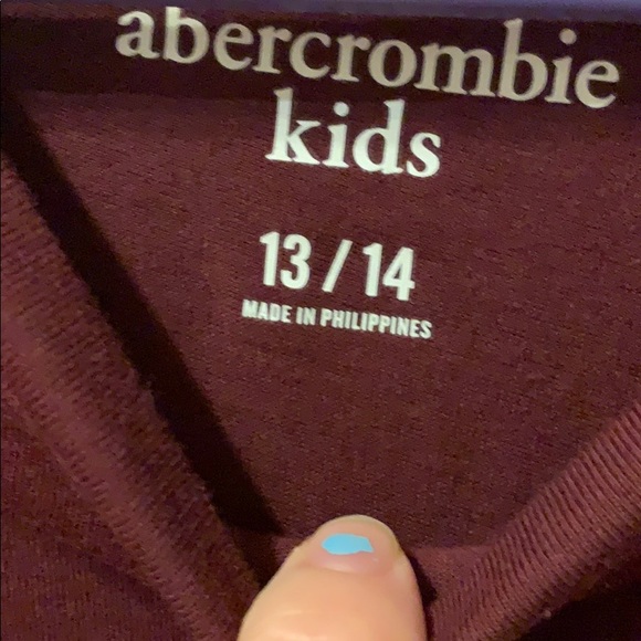 Abercrombie and Fitch kids shirt - Picture 2 of 2
